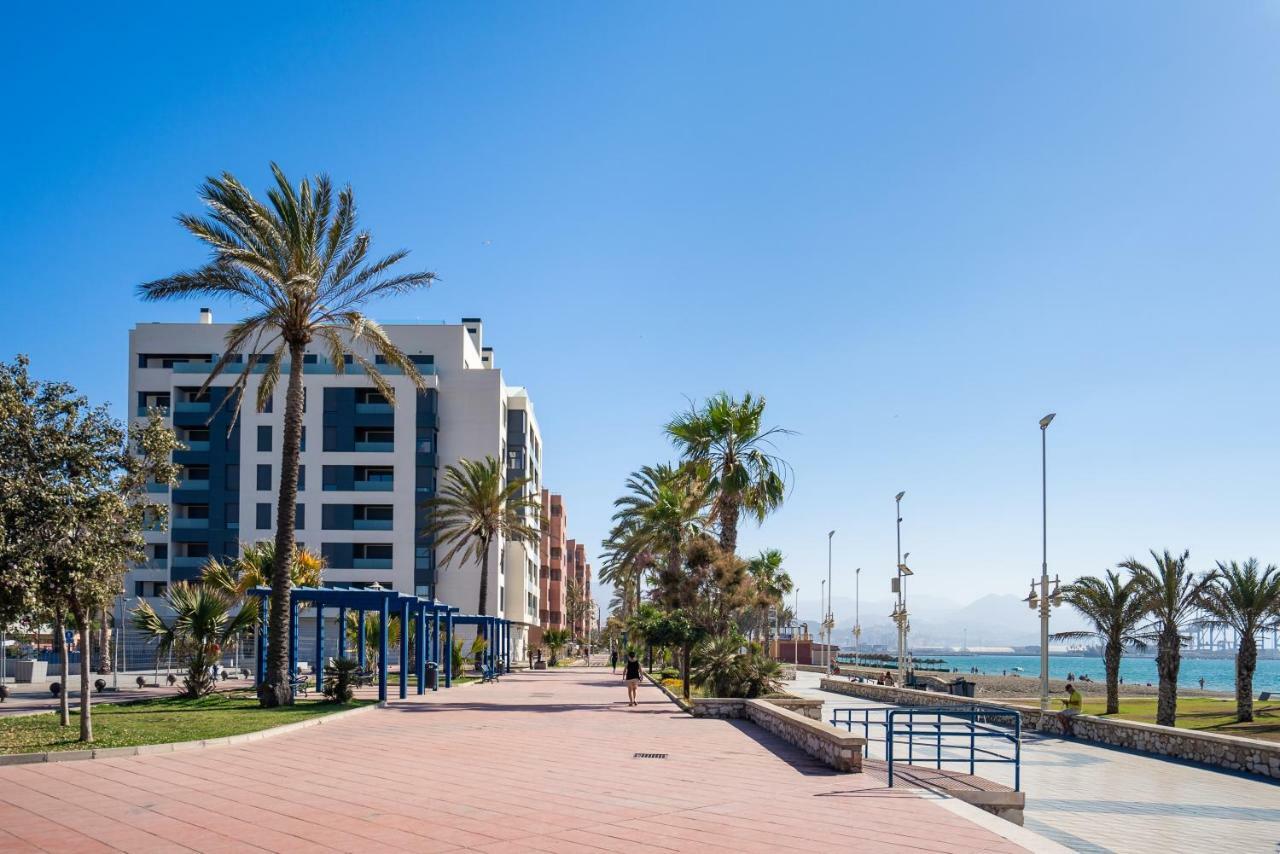 Gran Vivienda De Lujo Frente Al Mar Lägenhet Málaga Exteriör bild