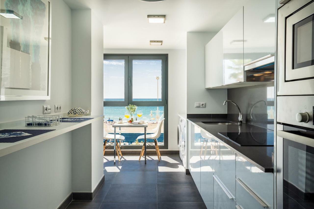 Gran Vivienda De Lujo Frente Al Mar Lägenhet Málaga Exteriör bild